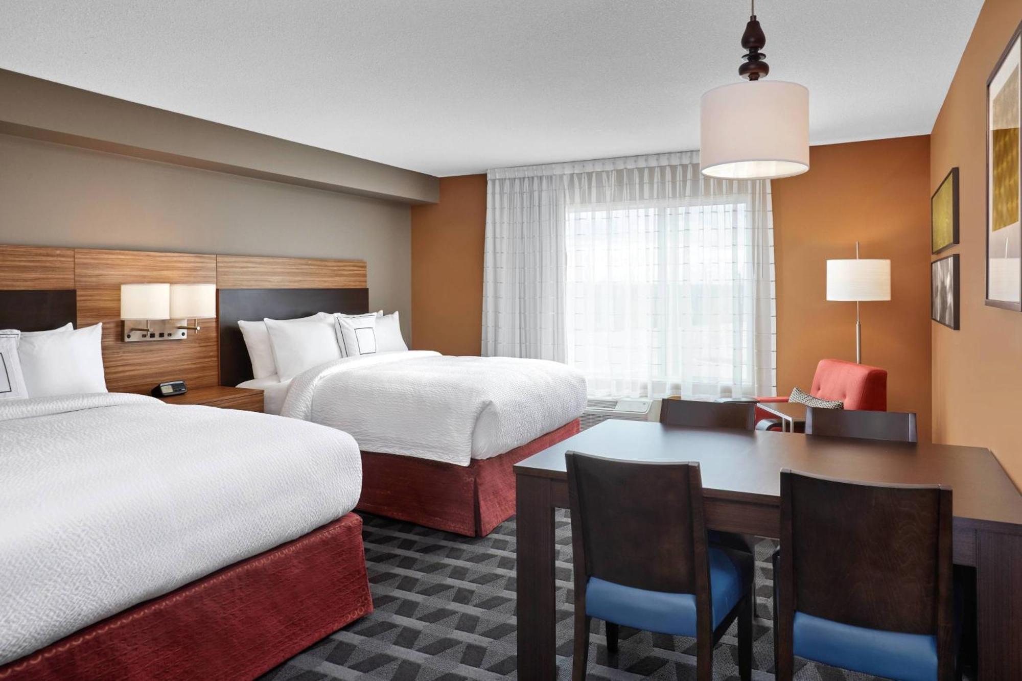 Towneplace Suites By Marriott Fort Mcmurray Eksteriør bilde