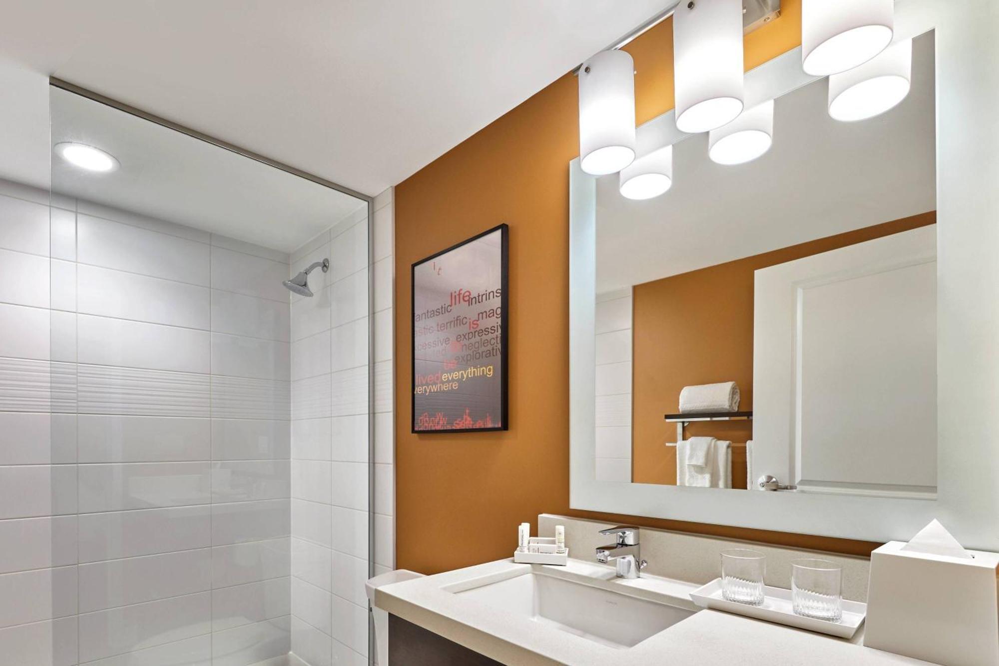 Towneplace Suites By Marriott Fort Mcmurray Eksteriør bilde