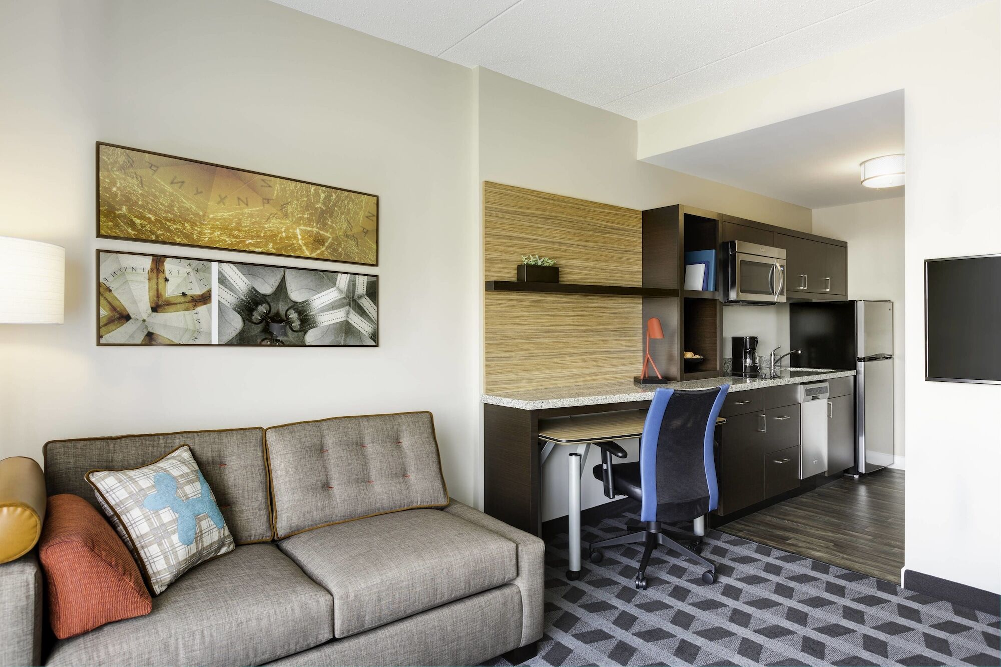 Towneplace Suites By Marriott Fort Mcmurray Eksteriør bilde